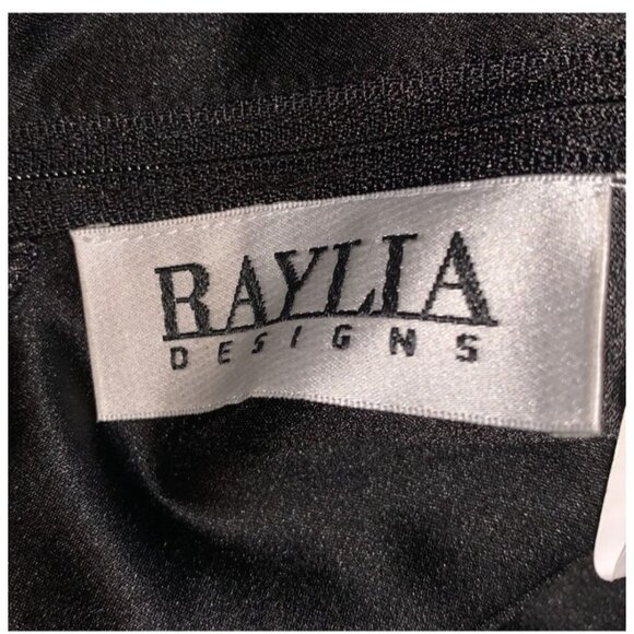 Raylia Designs Black Strapless Gown Sz 4 Polyester Professional Cleaning Only - Picture 3 of 11